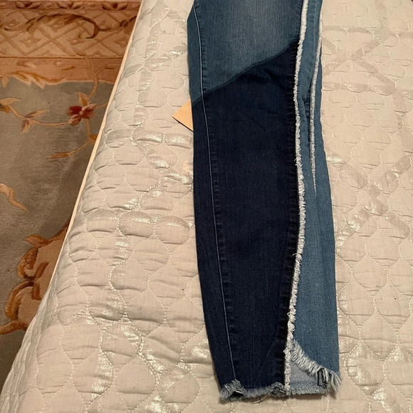 JESSICA SIMPSON~ROUGH EDGE~PATCHWORK JEANS~28-29 - Picture 7 of 10
